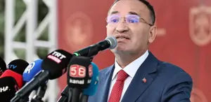 Bir süredir tedavi görüyordu Bekir Bozdağ’ın son hali dikkat çekti