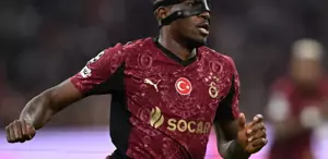 Victor Osimhen, Ajax’a attığı gollerle tarih yazmaya devam ediyor