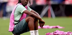 Adı Fenerbahçe ve Galatasaray ile anılan futbolcunun başına gelmeyen kalmadı