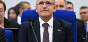 Bakan Şimşek’ten hasta olduğu yönündeki iddialara net yanıt