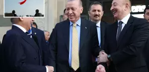 Karabağ Zaferi’nin yıl dönümünde tarihi görüntüler Erdoğan ve Aliyev’i Türk F-16’larını böyle izledi