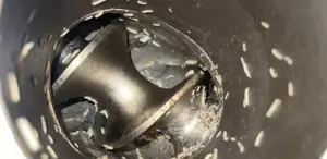 Şarküteriden kurtlanmış kıyma makinesi çıktı