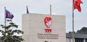 Fenerbahçe’de deprem Yıldız oyuncu derbi öncesi PFDK’ye sevk edildi