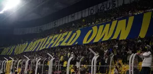 Fenerbahçe’den maç sonunda Galatasaray derbisine özel pankart