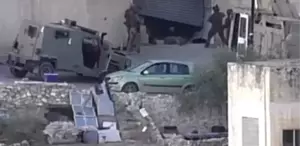 İsrail güçleri, ellerini havaya kaldırarak teslim olan 2 Filistinliye kurşun yağdırdı