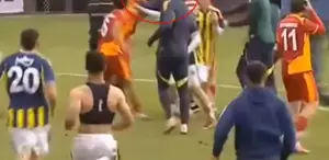 U19 Paf Ligi’nde Fenerbahçe-Galatasaray derbisinde yumruklar havada uçuştu