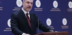 Bakan Fidan’dan Arap kanalında dikkat çeken sözler: Türkiye’ye yalvaracaklar