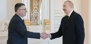 İlham Aliyev, İsrail Dışişleri Bakanı Gideon Saar’ı kabul etti