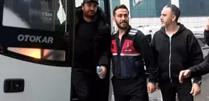 Gözaltına alınan Hasan Can Kaya ve Reynmen’den ilk görüntü