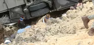 Katliam otobüsünden sağ kurtulanlar o anları anlattı: İnsanlar düşmeye başladı, tutamadım