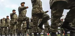 AK Parti’den askerlik sisteminde düzenleme sinyali