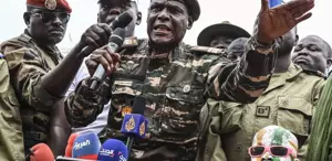 Nijer’den gündem yaratan mesaj: Fransa ile savaşa gireceğiz