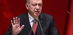 “Erdoğan tehlikeli rakip“ diyen eski Başbakan’dan skandal Türkiye çağrısı