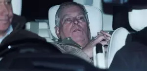 İngiltere’de gözaltına alınan eski Prens Andrew serbest bırakıldı