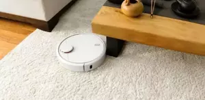 Robot süpürgenin ayarlarıyla oynarken yanlışlıkla 24 ülkeden 7 bin kamerayı ele geçirdi