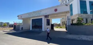 15 yaşındaki Amine, silahla vurulmuş halde bulundu