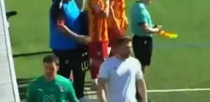 2-0 yenikken kaleciyi çıkarıp orta saha aldı, sonuç inanılmaz