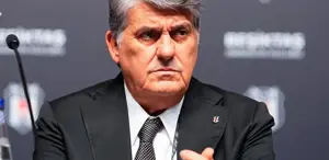 Beşiktaş Başkanı Adalı’dan derbi bitmeden olay hamle