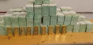 El konulan zırhlı araçlardan milyonlarca euro, dolar ve altın çıktı