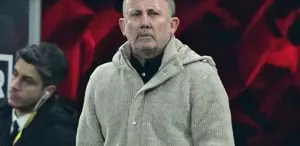 Sergen Yalçın’dan olay sözler: Futbol siyasi oldu, normal değil