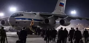 Bomba iddia: Rus kargo uçağı indi, onlarca İranlı diplomat ülkeyi terk etti