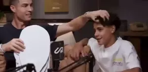 Ronaldo’nun oğlundan “Babanla oynamak ister misin“ sorusuna bomba yanıt