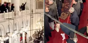 Kadir Gecesi Fatih Camii’nde dikkat çeken anlar Kadınlar başörtülerini bıraktı