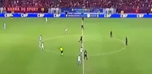 Yok böyle gol Topa dokunmadan 1-0 öne geçtiler