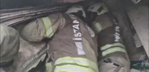 Fatih’te çöken binada enkaz altında kalanlar böyle kurtarıldı