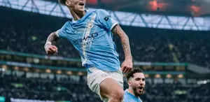 Şampiyonluk 4 dakikada geldi Lig Kupası’nda zafer Manchester City’nin