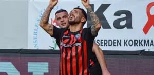 7 maç 7 galibiyet Adım adım değil, koşarak Süper Lig’e geliyorlar