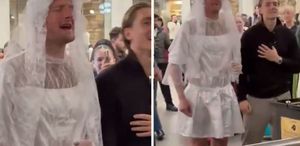 Gelinlik giyen Joe Worral kendisini eleştirenlere ateş püskürdü