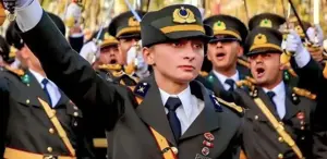 TSK’dan ihraç edilen Teğmen Ebru Eroğlu’nun iade davasında karar çıktı