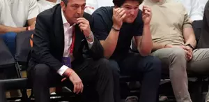 Ali Koç ve oğlu Türkiye-Romanya maçını beraber izledi Mert Hakan detayı bomba