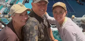 Her gören aynı yorumu yaptı Fatih Terim ailesiyle birlikte Miami Açık tenis turnuvasında