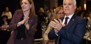 Eşi ve kızıyla birlikte gözaltına alınan Bursa Büyükşehir Belediye Başkanı Mustafa Bozbey’den açıklama