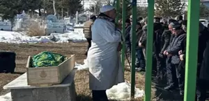 Serhat şehrinde tartışma yaratan cenaze namazı