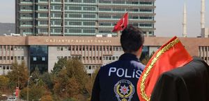 Gaziantep Adliyesi’ne operasyon Gözaltına alınanların içinde savcı, katip, avukat ve polis var