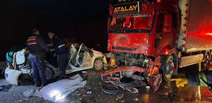 Isparta-Antalya karayolunda feci kaza: 1 ölü, 5 yaralı