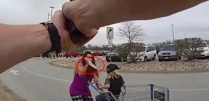 Polis, mağazadan kaçırdığı çocuğu bıçaklayan kadını vurarak öldürdü