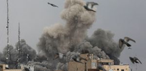 Savaşta bir ilk İran saldırılarını yönlendirmek için Çin yapımı casus uydu kullandı