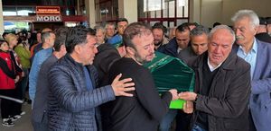 Kahramanmaraş’tan kahreden görüntüler: Okula gönderdikleri çocuklarını tabutta aldılar