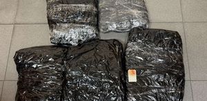 Türk yolcunun belinden 5 kilo 510 gram uyuşturucu çıktı