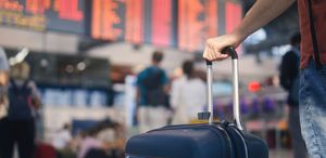 Savaş yakıt fiyatlarını uçurdu, Alman havayolu devi 20 bin uçuşu iptal ediyor