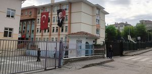 Öğrencinin silah getirdiği okulda “şeffaf poşet“ önlemi