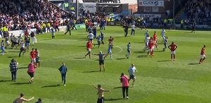 905’teki golle şampiyonluk geldi sanıp sahaya indiler, 9013’te yedikleri golle şampiyonluğu kaçırdılar