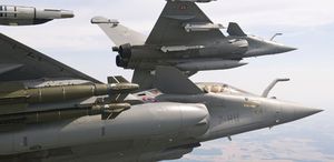 Yunanistan ve Fransa’nın Türkiye karşıtı hamlesine Rusya’dan tehdit: Vururuz