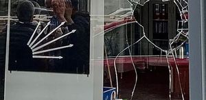 CHP Keçiören İlçe Başkanlığı binasına taşlı saldırı