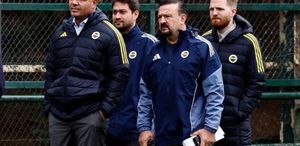 Fenerbahçe’de olağanüstü toplantı Ne karar çıkacağı merak konusu