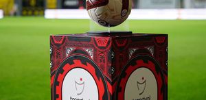 Süper Lig’in 33. haftasındaki Beşiktaş-Trabzonspor derbisi, 9 Mayıs Cumartesi akşamı 20.00’de oynanacak